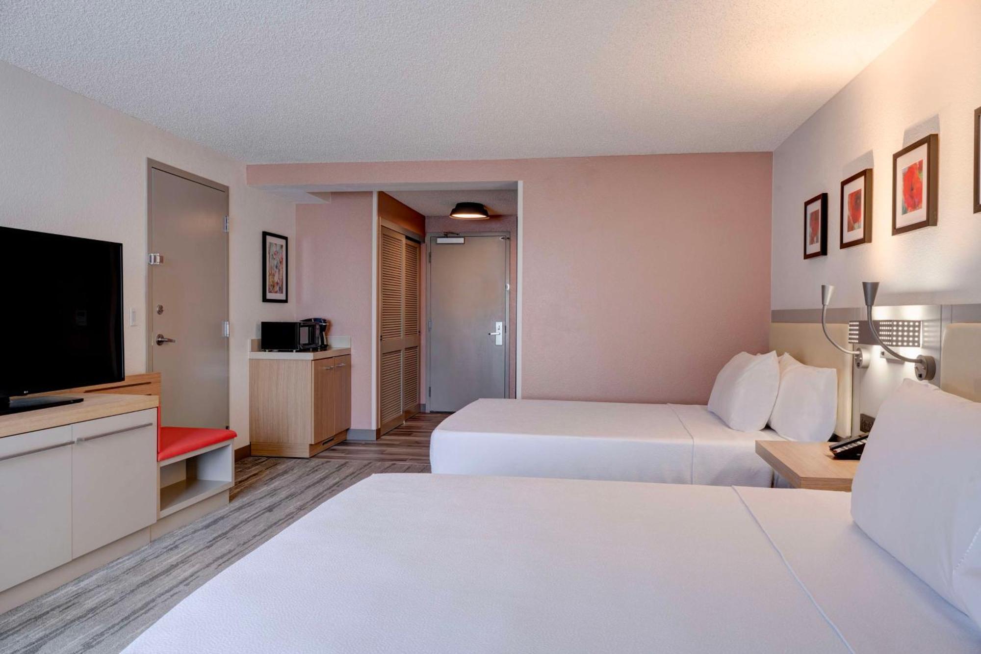 Hilton Garden Inn Anaheim/Garden Grove Exterior foto