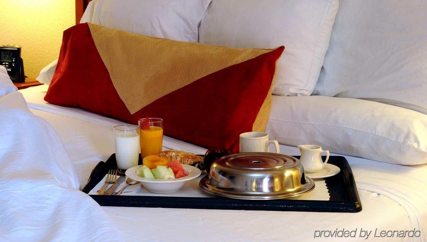 Hilton Garden Inn Anaheim/Garden Grove Zimmer foto